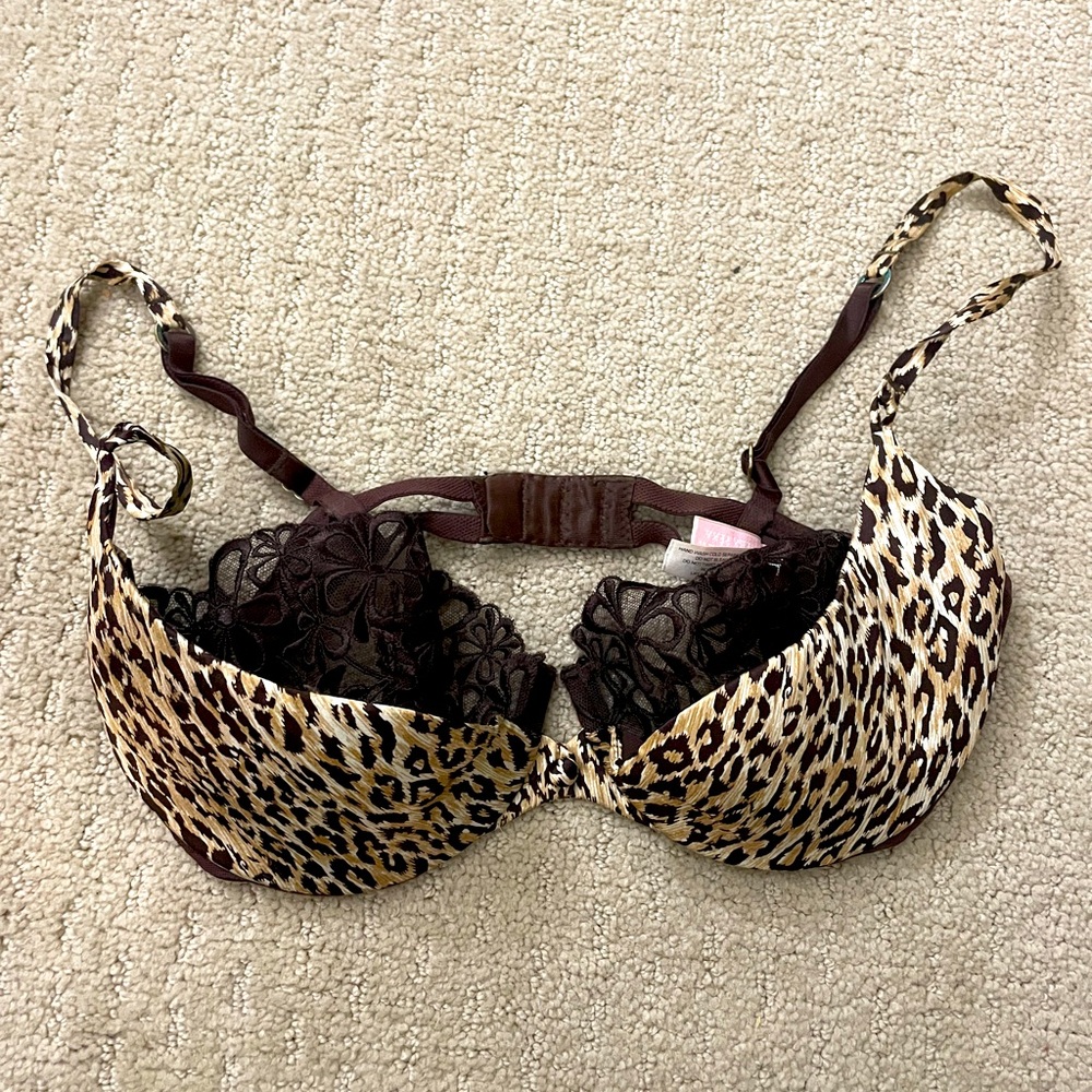 Early 2000’s - Victoria’s Secret Very Sexy Animal Print Demi Bra in 34D
